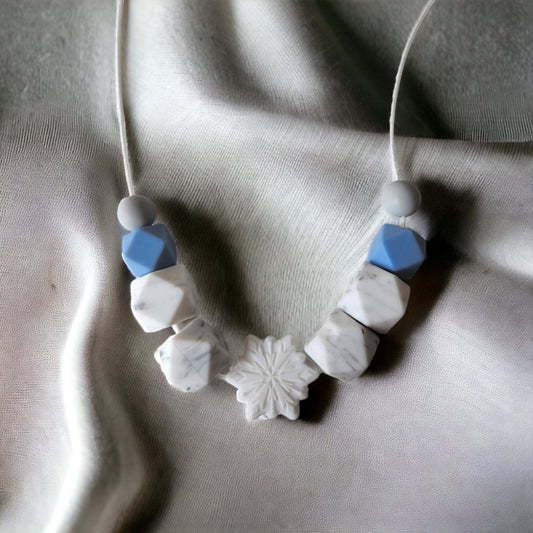 Breastfeeding Necklace For Mum / Nursing Necklace / Marbled / Fidget Necklace / Silicone Jewellery / Winter / Christmas / Snowflake